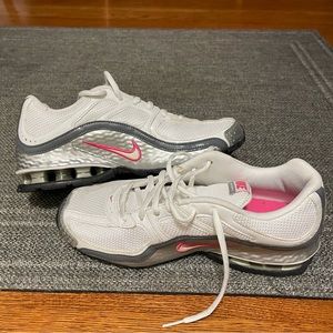 Nike Reax Running Shoes